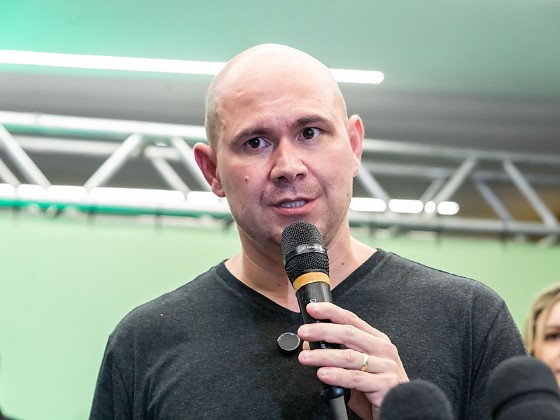 “Meu foco é tapar buraco”: Abilio recua de debate eleitoral e foca na gestão de Cuiabá