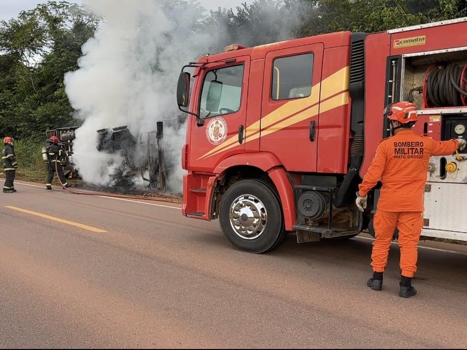 Fim de semana marcado por incêndios em veículos em rodovias e áreas urbanas de Mato Grosso