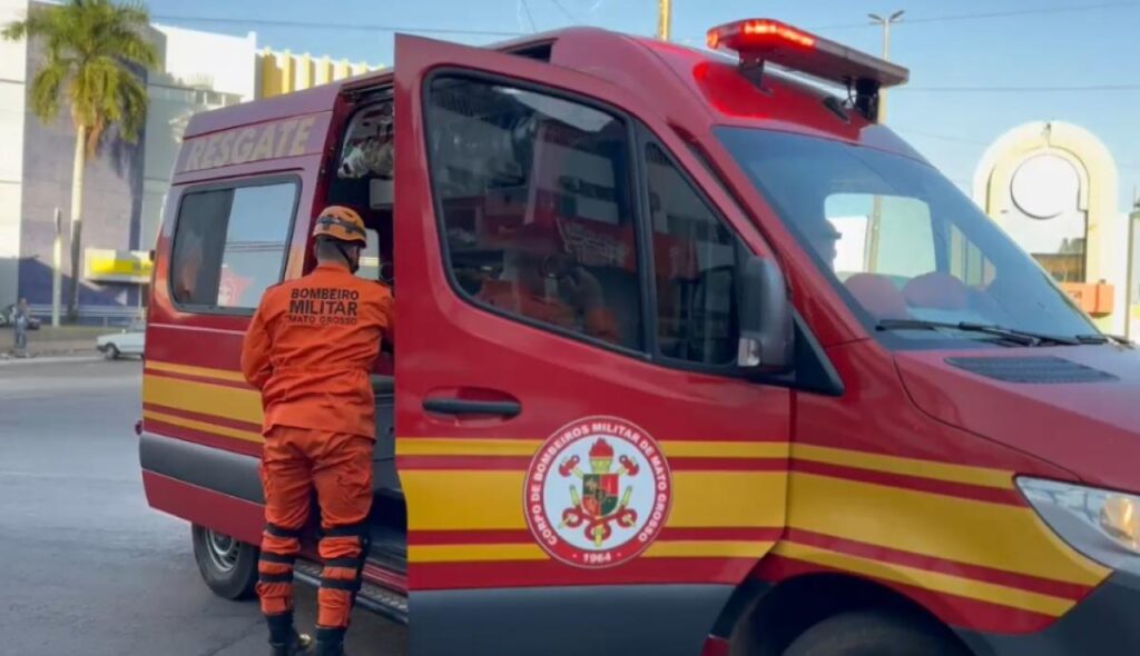 Alta Floresta: Bombeiros socorrem idosa de 63 anos em surto psiquiátrico no Jardim Imperial